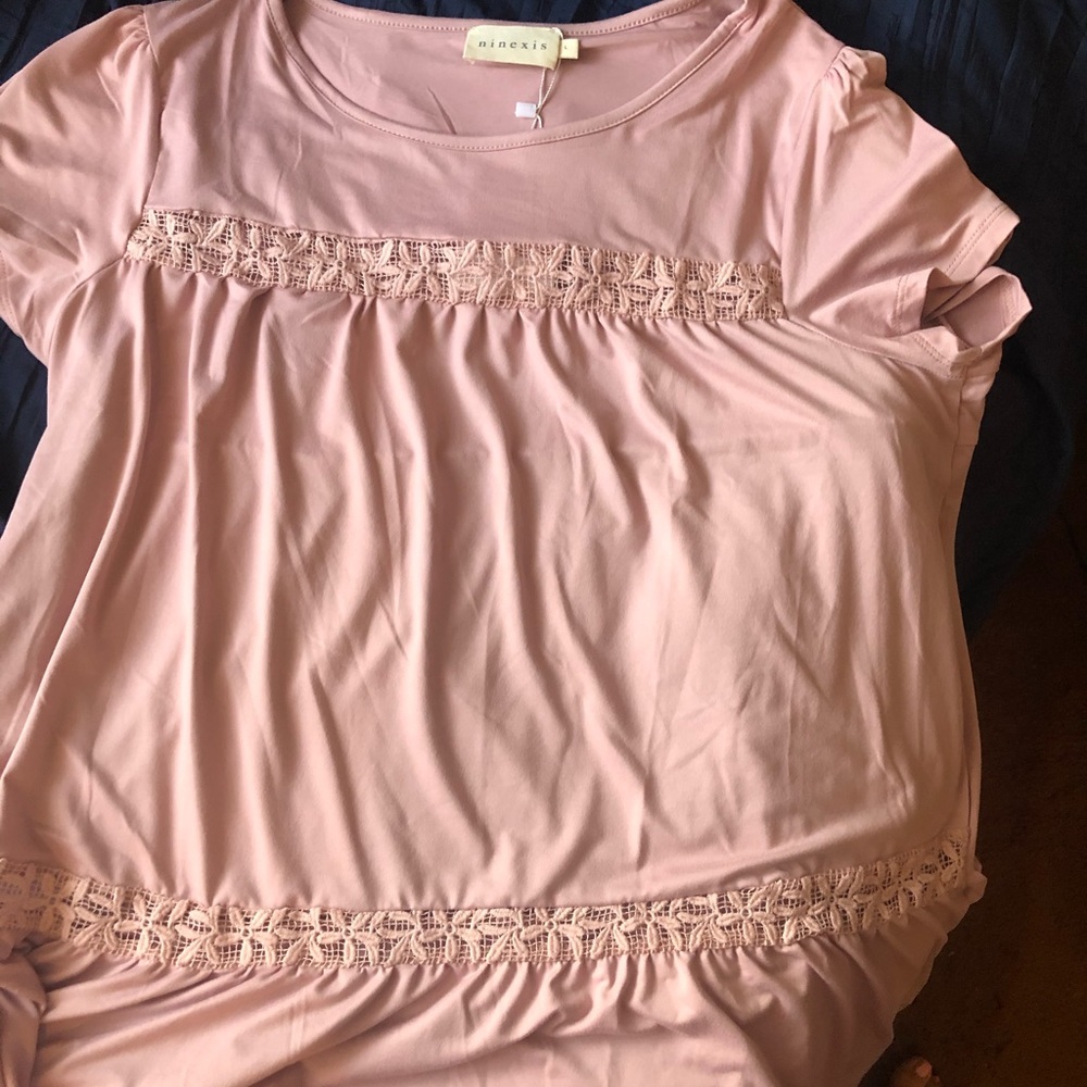 Beautiful Short Sleeve Top With Flower Detail